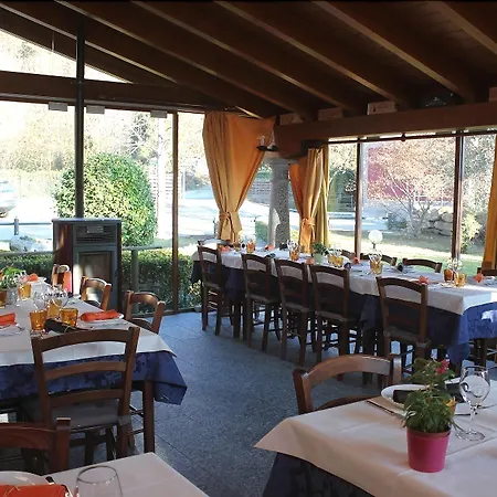 Il Cucchiaio Di Legno مزرعة للإقامة أورتا سان جوليو