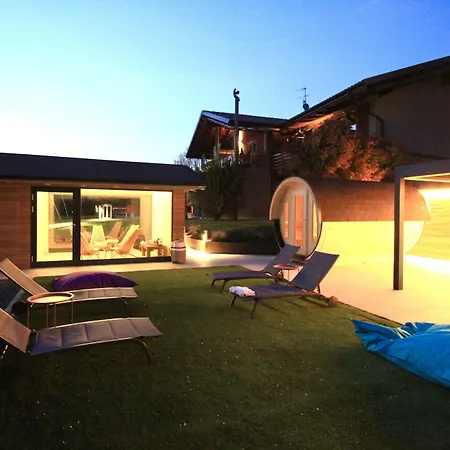 Il Cucchiaio Di Legno مزرعة للإقامة أورتا سان جوليو