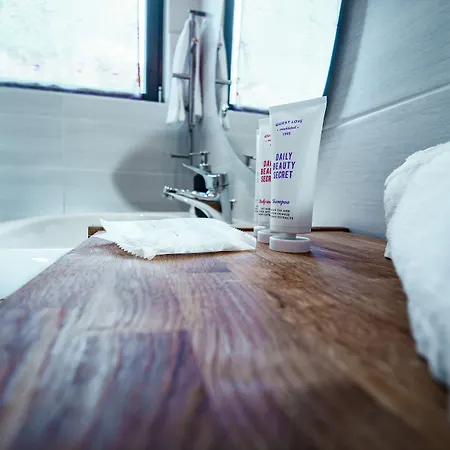 Il Cucchiaio Di Legno مزرعة للإقامة أورتا سان جوليو